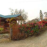 Rainbow House Pai 