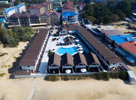 Hotel White beach 