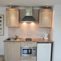 Frixos Suites Hotel Apartments 