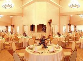 Las Olas Beach Resort 