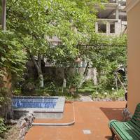 Hin Yerevantsi Hotel 