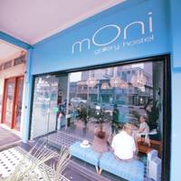 Moni Gallery Hostel 