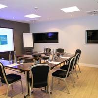 Holiday Inn Express London Heathrow T5 