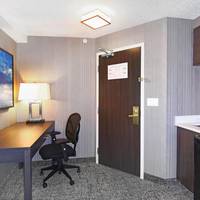 Holiday Inn Express Calgary 