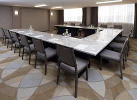 Holiday Inn Winnipeg-South 