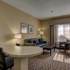 Holiday Inn Milwaukee Airport 