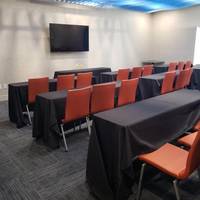 Holiday Inn Express Tampa North Telecom Park 