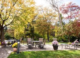 Holiday Inn Express-Western Avenue University 