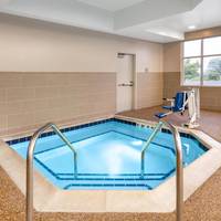 Holiday Inn Express Colorado Springs-Airport 