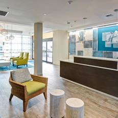 Holiday Inn Express Newport Beach 