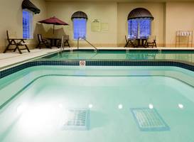 Holiday Inn Express Hotel & Suites Oshkosh - State Route 41 