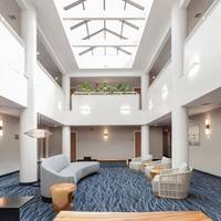 Holiday Inn Express Pacifica 