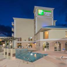 Holiday Inn Express Hotel & Suites Asheville - Biltmore Square Mall 