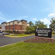 Holiday Inn Express Reston Herndon-Dulles Airport 
