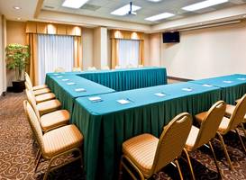 Holiday Inn Express & Suites Monterrey Aeropuerto 