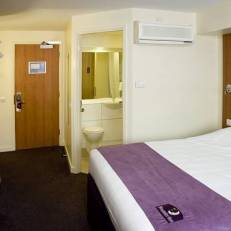 Premier Inn Chesterfield West 