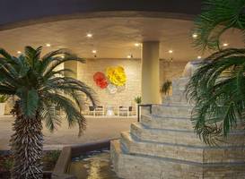 DoubleTree by Hilton San Antonio Downtown 