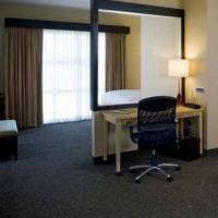 DoubleTree by Hilton Baton Rouge 