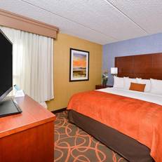 Courtyard by Marriott Fresno Yosemite International Airport 