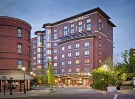 Courtyard by Marriott Boston Brookline 