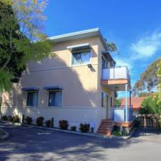 Best Western Travellers Motor Village