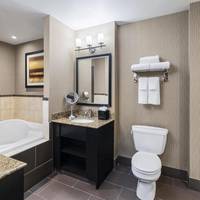 Best Western Premier Freeport Inn & Suites 