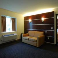 Days Inn and Suites-Hotel of the Arts 