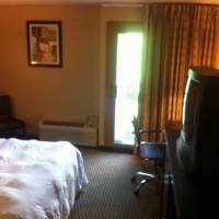 Days Inn & Suites Cincinnati 