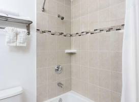 Days Inn & Suites Garden Grove 
