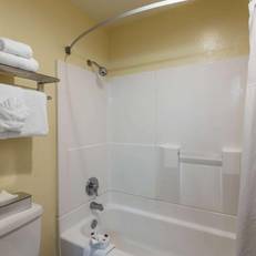 Days Inn and Suites, East Flagstaff 