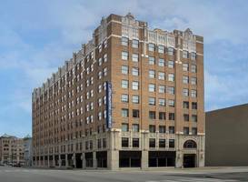 Hampton Inn Indianapolis Downtown Across from Circle Centre 