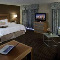 Hampton Inn & Suites St. Louis at Forest Park 