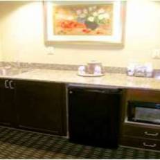 Hampton Inn & Suites Albany-Downtown 