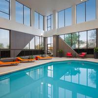 Crowne Plaza Hotel Dallas Market Center 