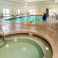 Crowne Plaza Hotel Milwaukee Airport 