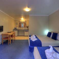 All Seasons Country Lodge