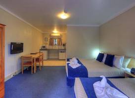 All Seasons Country Lodge