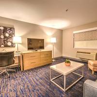 Best Western Media Center Inn & Suites 
