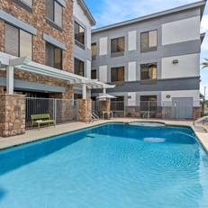 Best Western Legacy Inn & Suites 