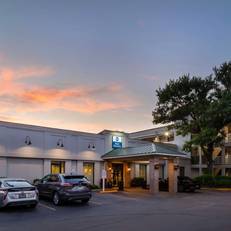 Best Western Plus Savannah Historic District 