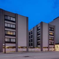 Best Western Plus River North Hotel 