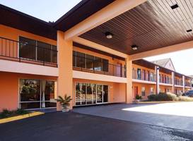 Best Western Pride Inn & Suites 