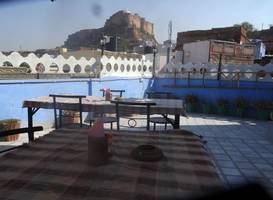 Amar Niwas Guest House 