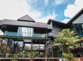 Green View Village Resort 