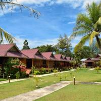 Lanta Pearl Beach Resort