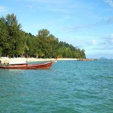 Mayalay Beach Resort 
