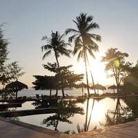 Thanya Beach Resort 