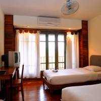 Riverhouse Hotel 