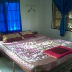 Happy Guesthouse 