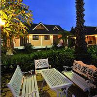 Porntip Resort 